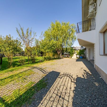 Appartement La Casa Blanca à Vladimirescu Extérieur photo