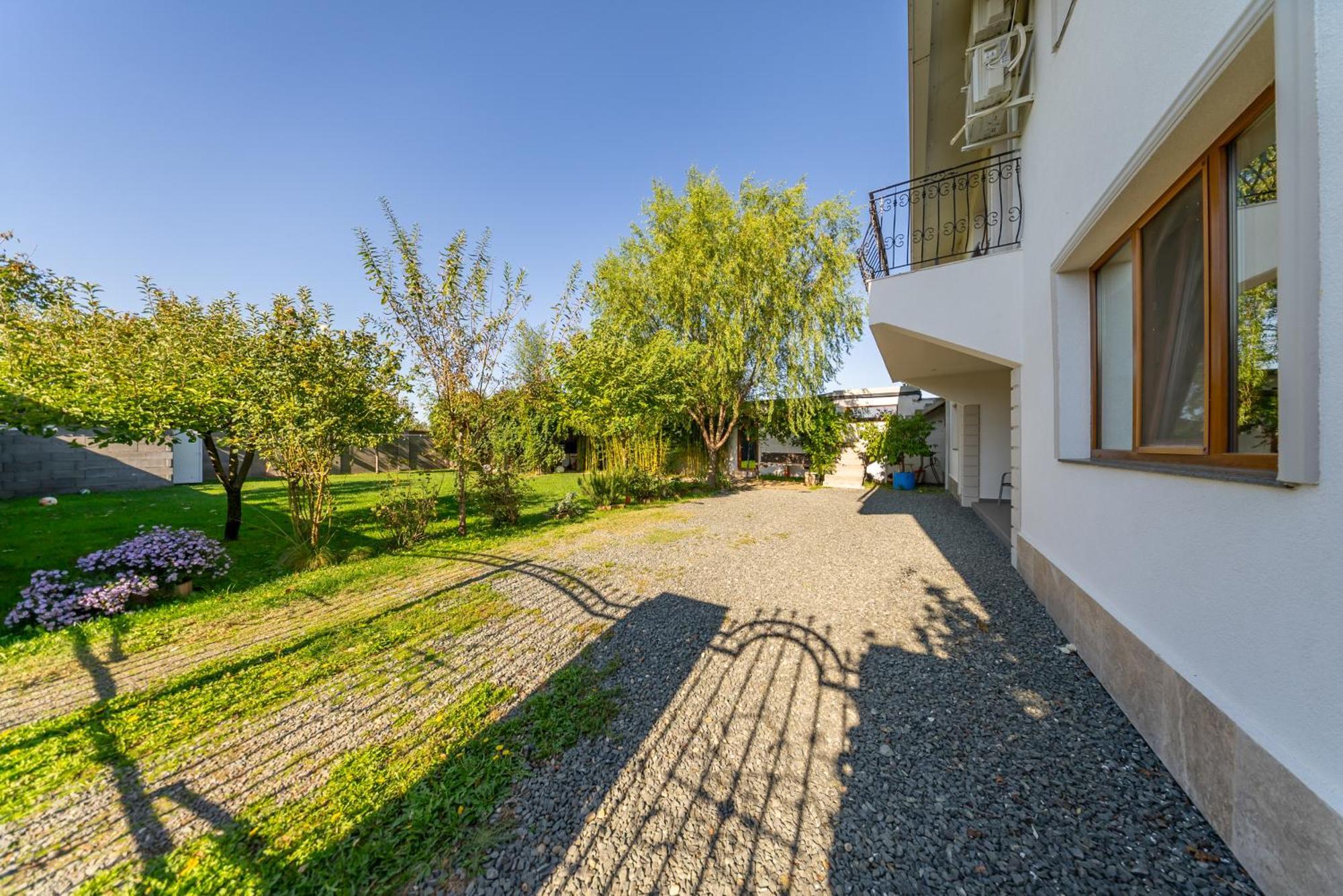 Appartement La Casa Blanca à Vladimirescu Extérieur photo