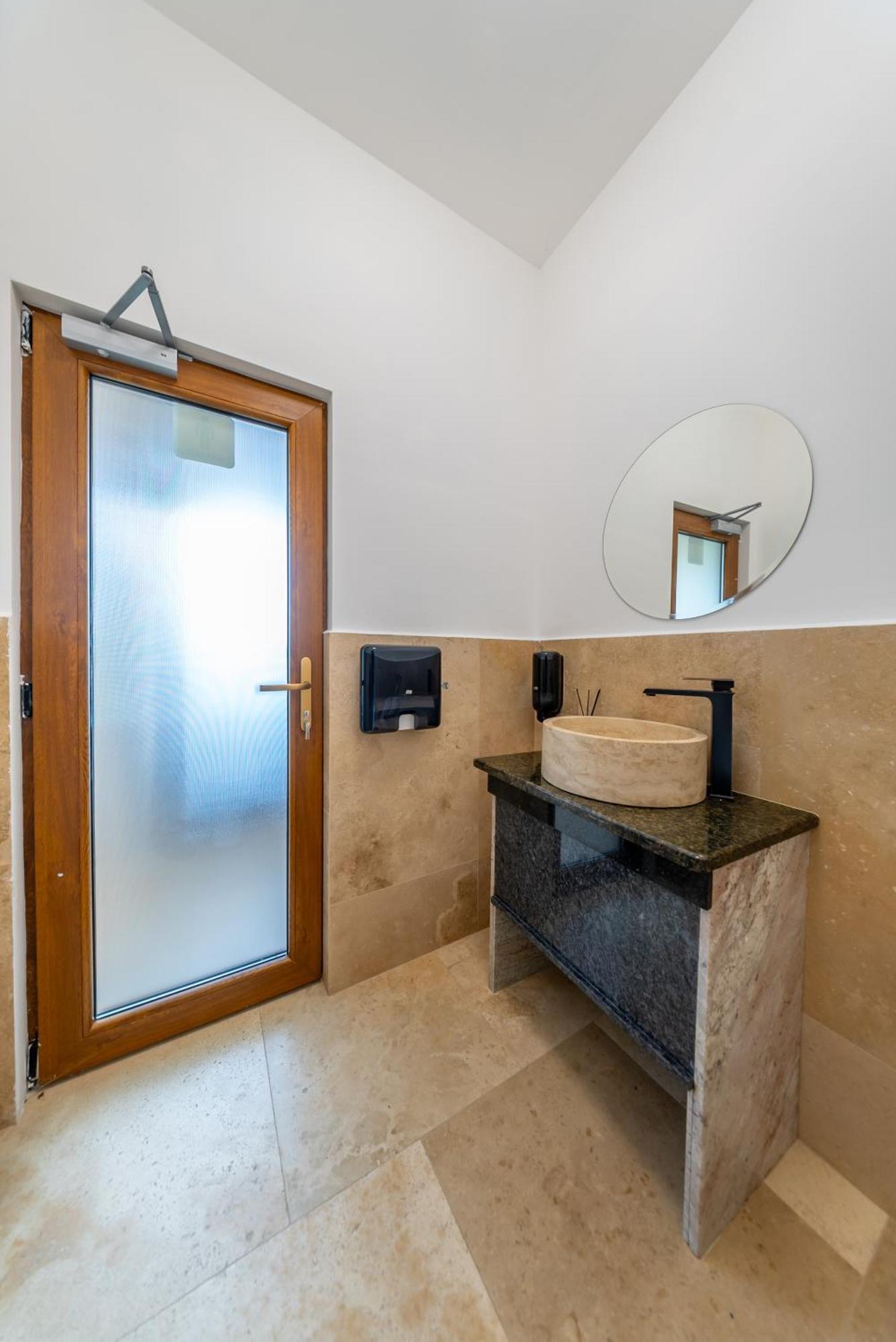 Appartement La Casa Blanca à Vladimirescu Extérieur photo