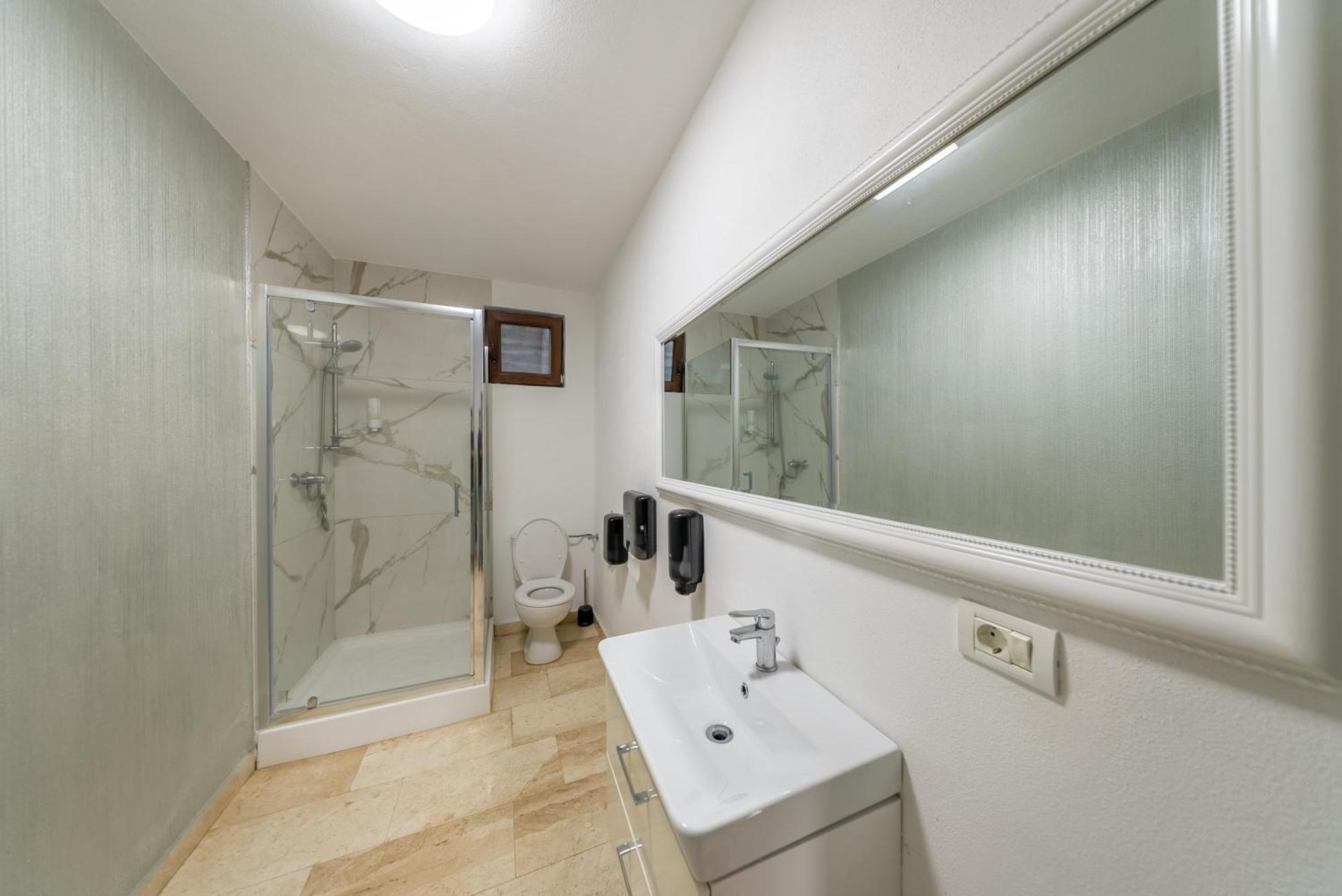 Appartement La Casa Blanca à Vladimirescu Extérieur photo