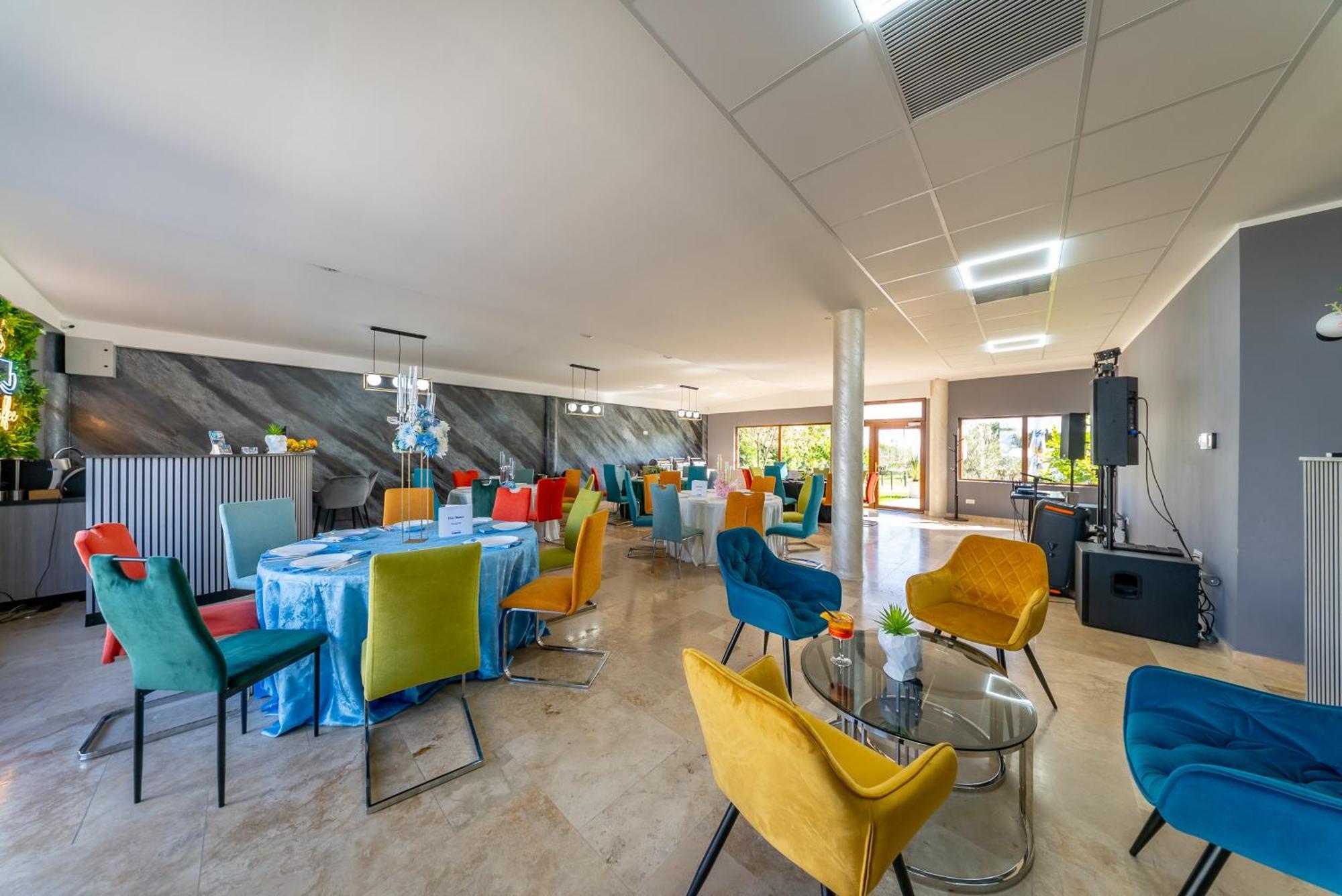 Appartement La Casa Blanca à Vladimirescu Extérieur photo
